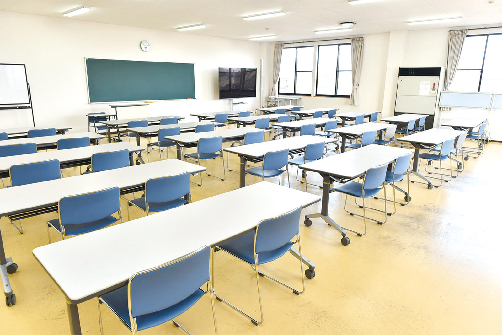 学習環境の提供と担任・副担任制による充実のサポート